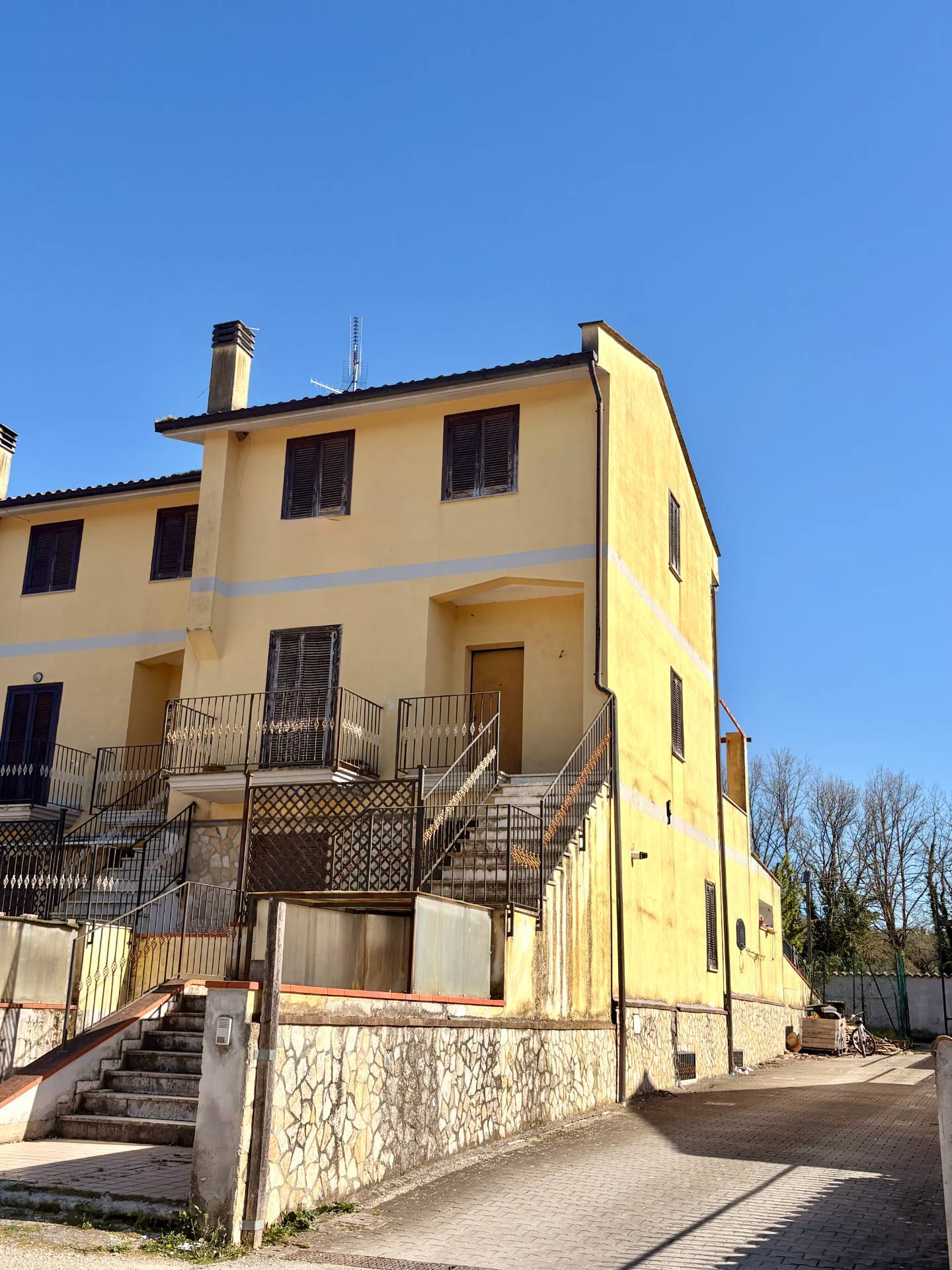 Townhouse for sale in Massa Martana
