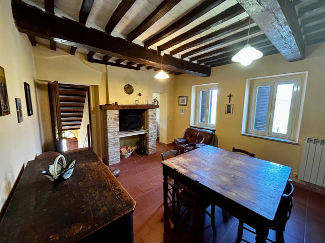 Rustico in vendita a Massa Martana