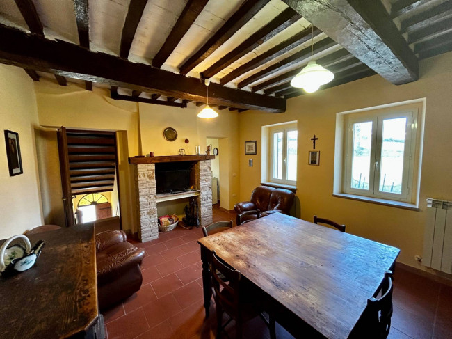 Rustico in vendita a Massa Martana