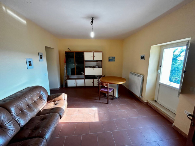 Rustico in vendita a Massa Martana