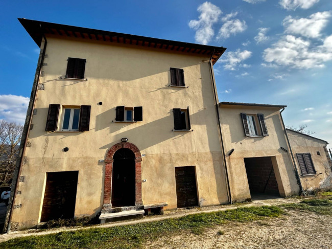 Rustico in vendita a Massa Martana