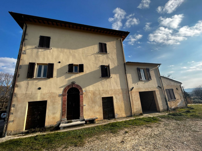 Rustico in vendita a Massa Martana