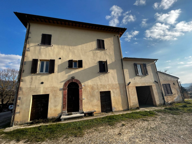 Rustico in vendita a Massa Martana