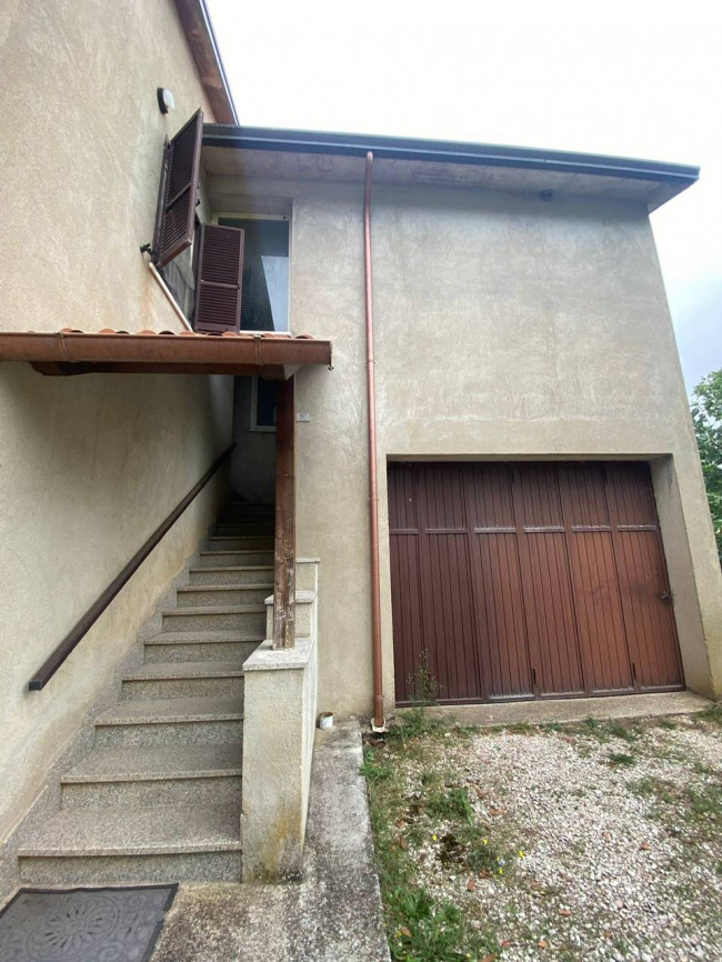 Villetta Bifamiliare in vendita a Massa Martana