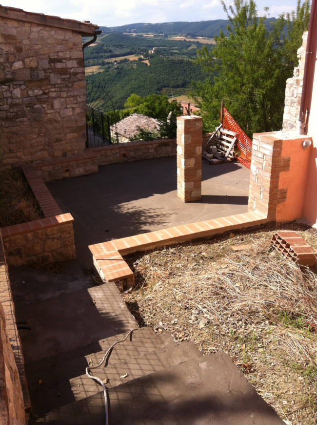 Appartamento in vendita a Todi
