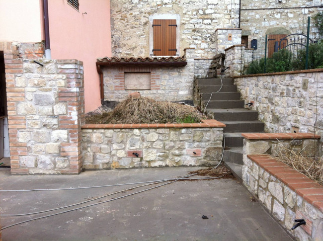 Appartamento in vendita a Todi