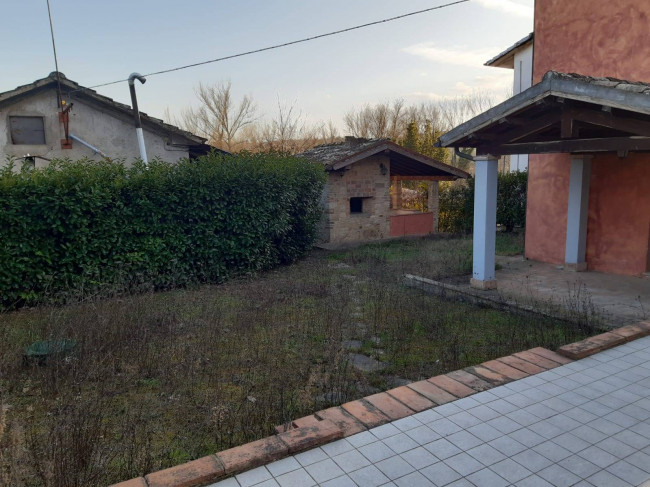 Villette a schiera in vendita a Todi