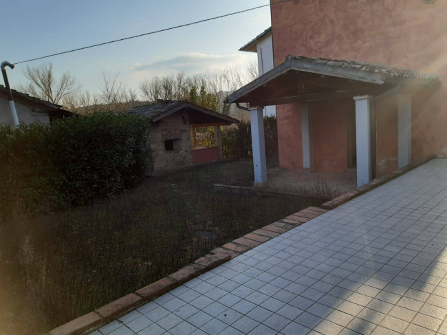 Villette a schiera in vendita a Todi