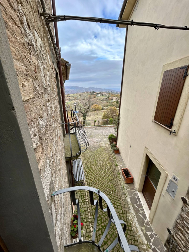 Cielo Terra in vendita a Baschi