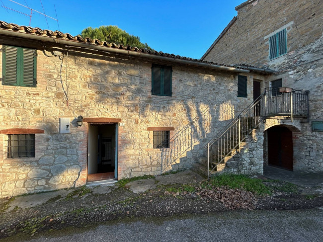 Casale in vendita a Todi