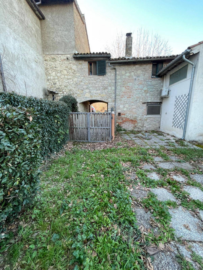 Casale in vendita a Todi