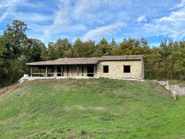 Rustico in vendita a Massa Martana