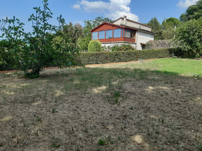 Terreno edificabile in vendita a Todi