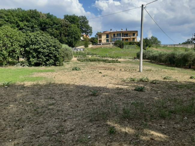 Terreno edificabile in vendita a Todi
