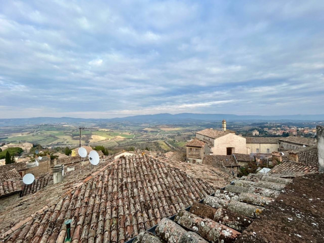 Appartamento in vendita a Todi