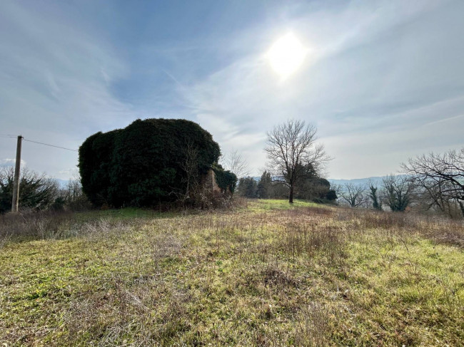 Rustico in vendita a Todi