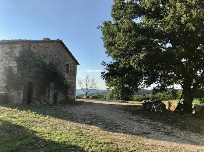 Rustico in vendita a Todi