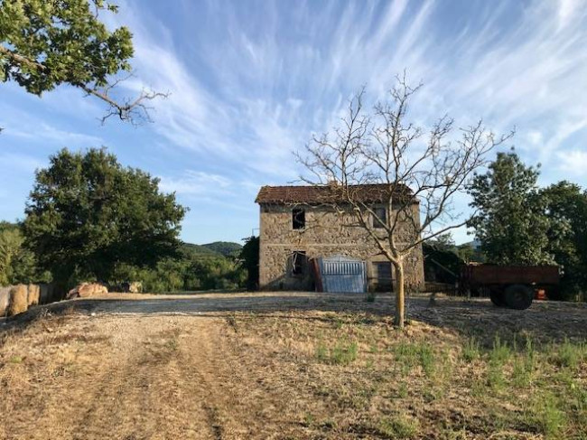 Rustico in vendita a Todi