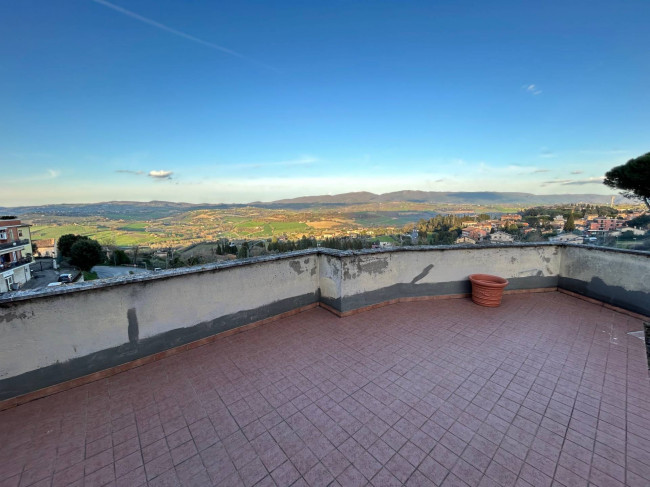 Appartamento in vendita a Todi
