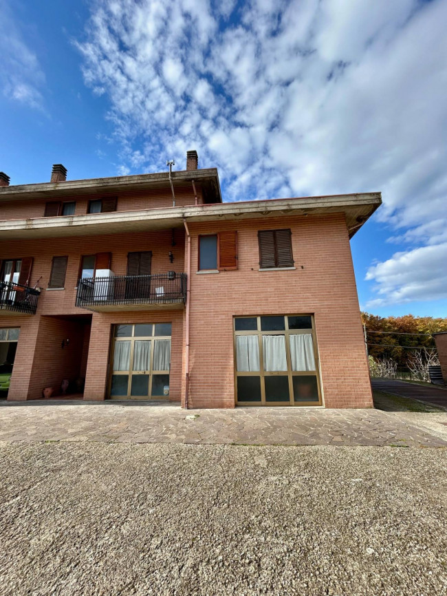 Appartamento in vendita a Todi