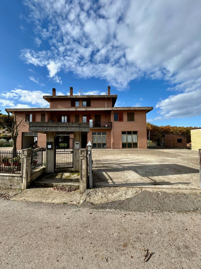 Appartamento in vendita a Todi