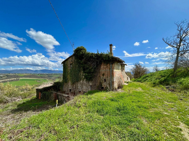 Rustico in vendita a Todi