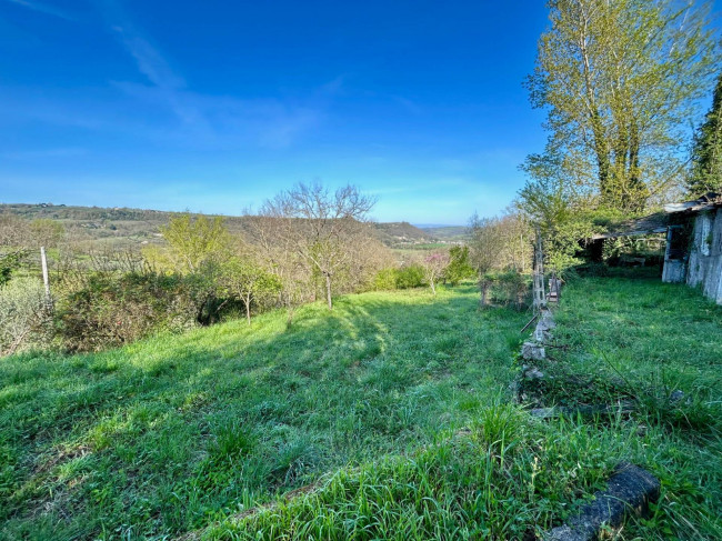 Rustico in vendita a Baschi