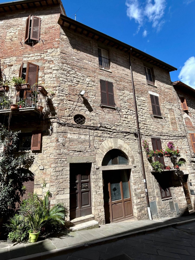 Cielo Terra in vendita a Todi