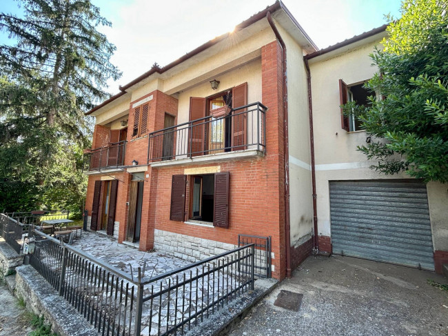 Casa singola in vendita a Monte Castello di Vibio