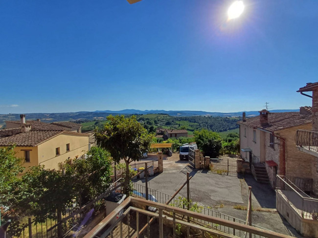 Cielo Terra in vendita a Todi