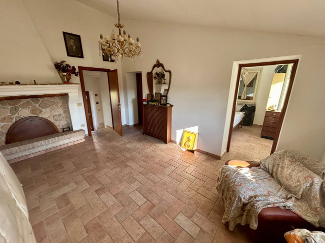 Casa singola in vendita a Massa Martana