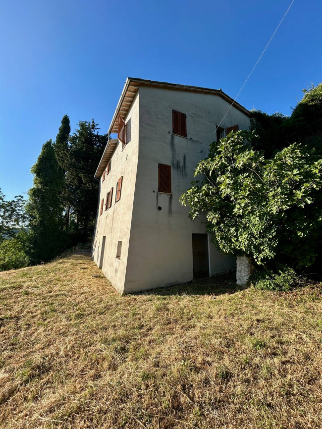 Casa singola in vendita a Massa Martana