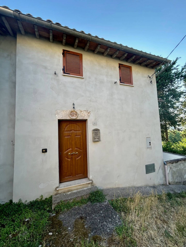 Casa singola in vendita a Massa Martana
