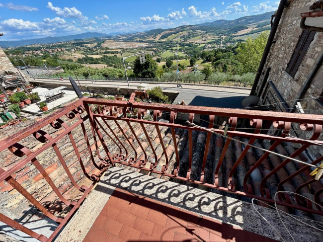 Cielo Terra in vendita a Todi