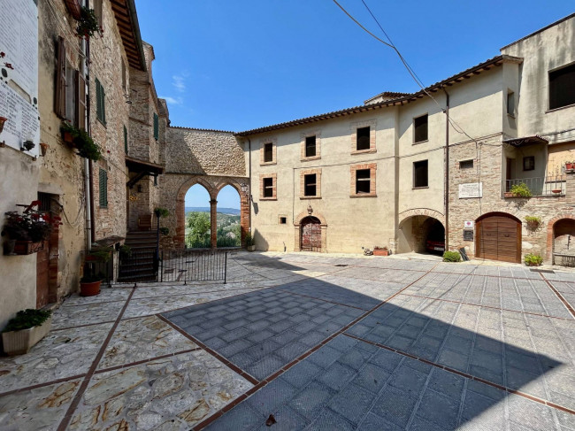 Appartamento in vendita a Todi