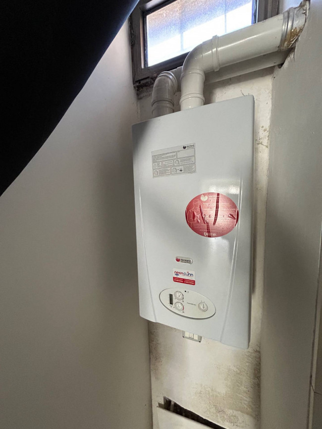 Locale commerciale in vendita a Todi