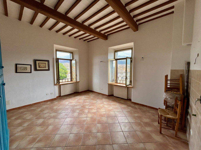 Casa singola in vendita a Massa Martana