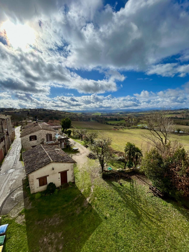Casa singola in vendita a Massa Martana