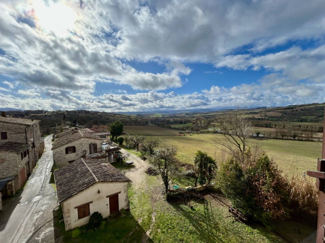 Casa singola in vendita a Massa Martana