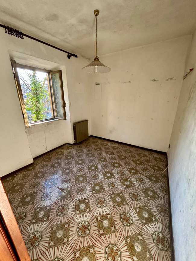 Villetta Bifamiliare in vendita a Baschi