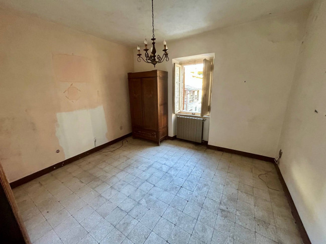 Villetta Bifamiliare in vendita a Baschi