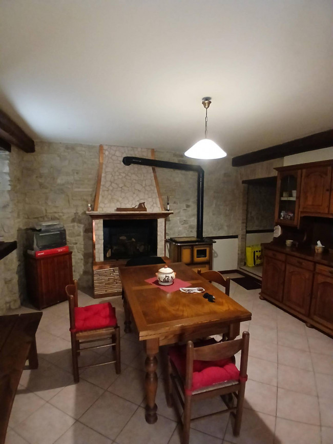 Villetta Bifamiliare in vendita a Todi