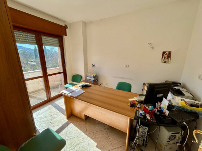 Apartment for sale in Todi