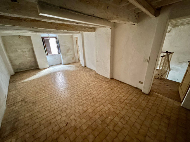 Commercial Property for sale in Todi