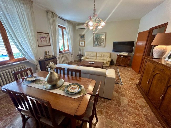 Appartamento in vendita a Todi