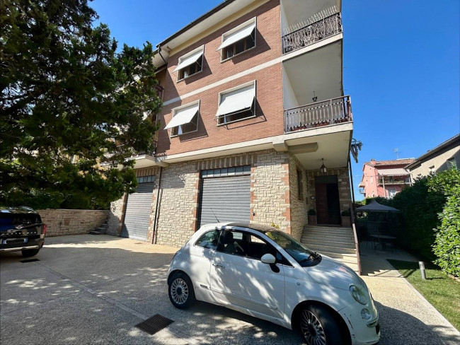 Appartamento in vendita a Todi