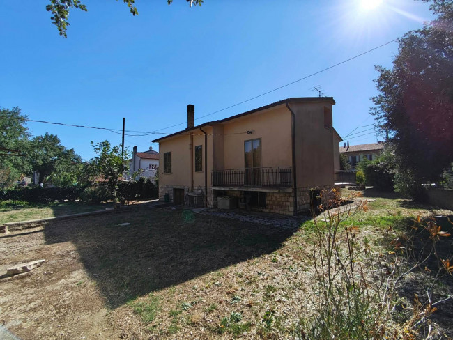 Single House for sale in Gualdo Cattaneo