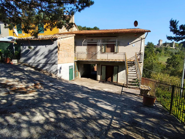 Villetta Bifamiliare in vendita a Orvieto