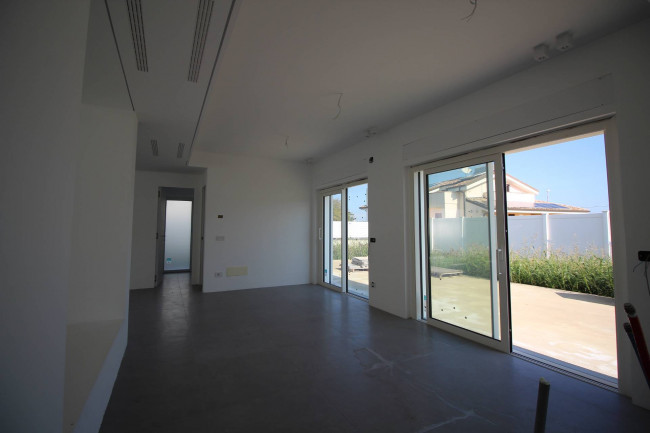 Villa in vendita a Davoli