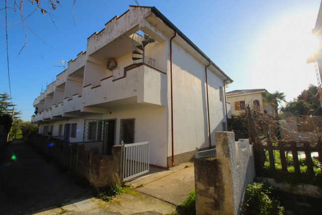 Villette a schiera in vendita a Montauro